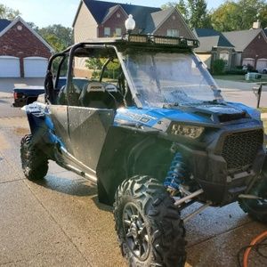 Meet your Posher, Wes